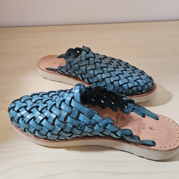 BRAND X Huaraches Mule Blue Turqouise Women's Size 6 - Picture 3 of 9